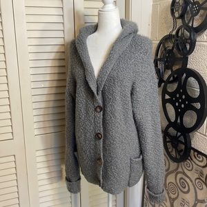 POL L heavy weight, oversized, gray cardigan with long sleeves